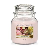 foto ароматична свічка в банці yankee candle fresh cut roses, 411 г